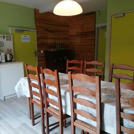 Auberge Chez Gabrielle - Vallée de Lesponne Beaudéan Exterior foto